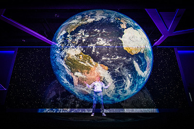 Unikátní hologramové projekce zažily svou premiéru v Cubex Centru Praha