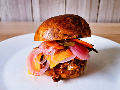 LÁSKOMINY: Burger na doma